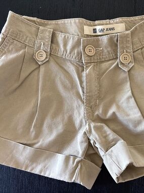 Khaki Gap Jeans Shorts